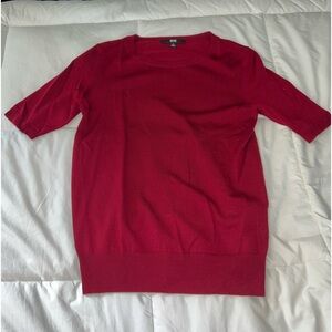 Uniqlo sweater top